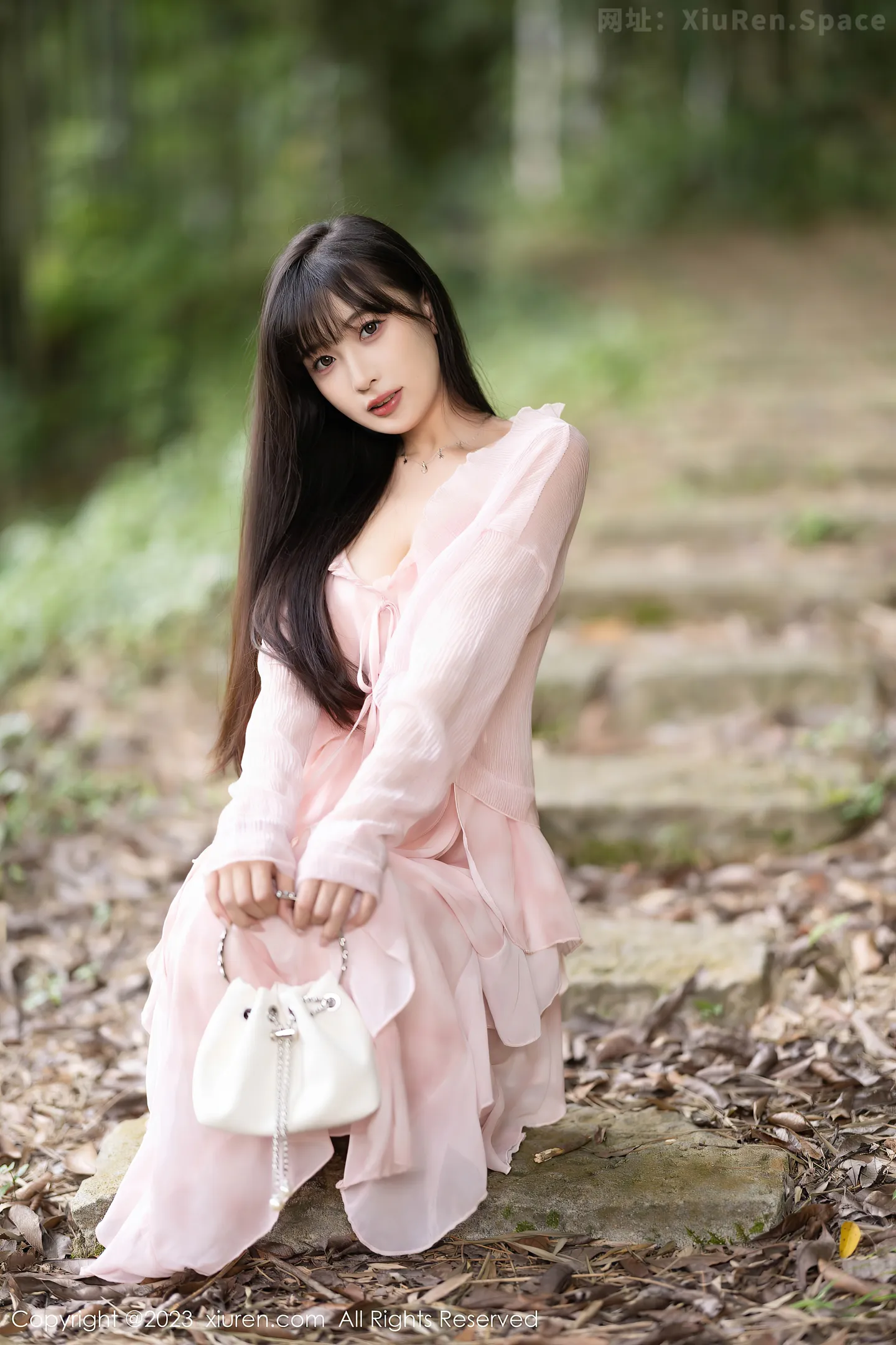 图片[6]-[XiuRen秀人网]VOL.7263 模特林星阑性感粉色连衣长裙露粉色内衣配粉丝袜完美诱惑写真83P-秀人网官方网站